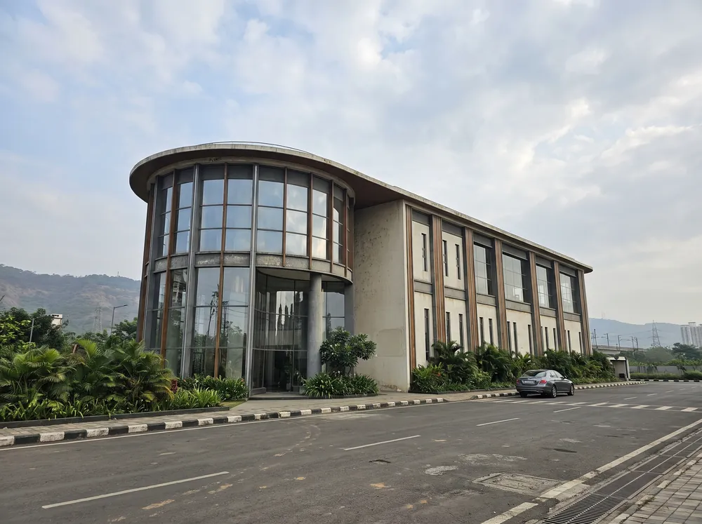Towers at the foothills of the Kharghar Hills — Godrej Varanya (2 of 8)