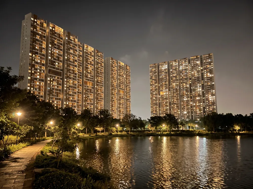 Township towers over a lakeside landscape — Mana TRL (5 of 5)