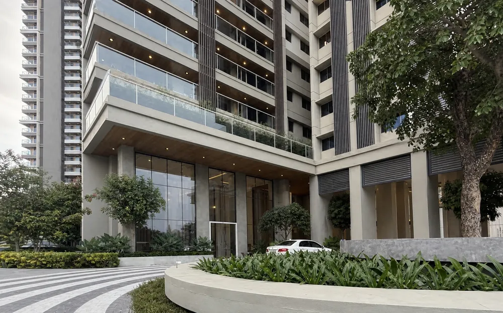 Towers over the Arabian Sea shoreline — Prestige Ocean Pearl (2 of 5)