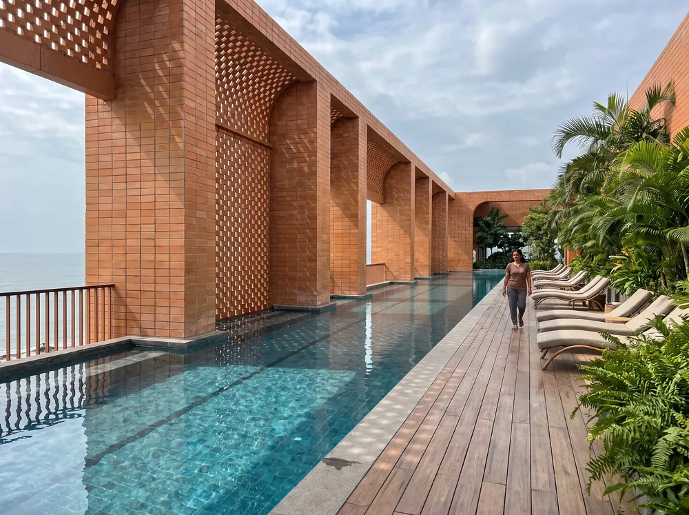 Sea-facing towers with twilight pool deck — Skyshore (3 of 5)